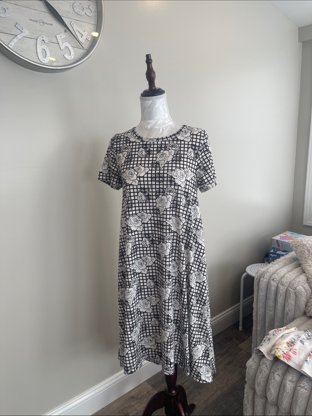LuLaRoe Black & White Grid Floral Midi Dress
